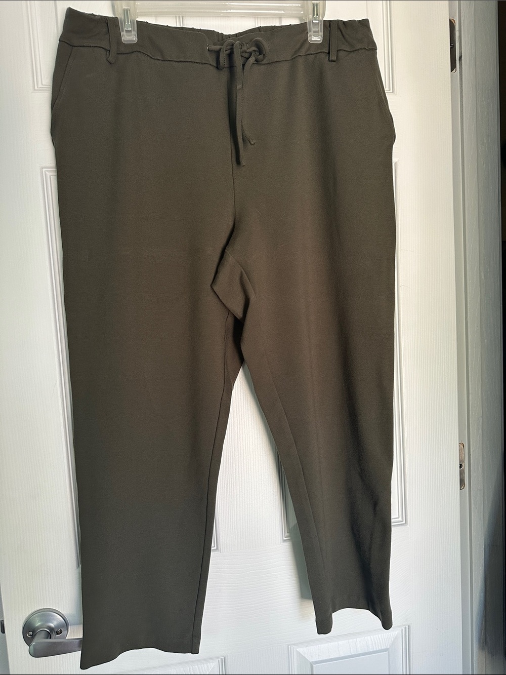 Jones New York Olive Drawstring Waist Trousers